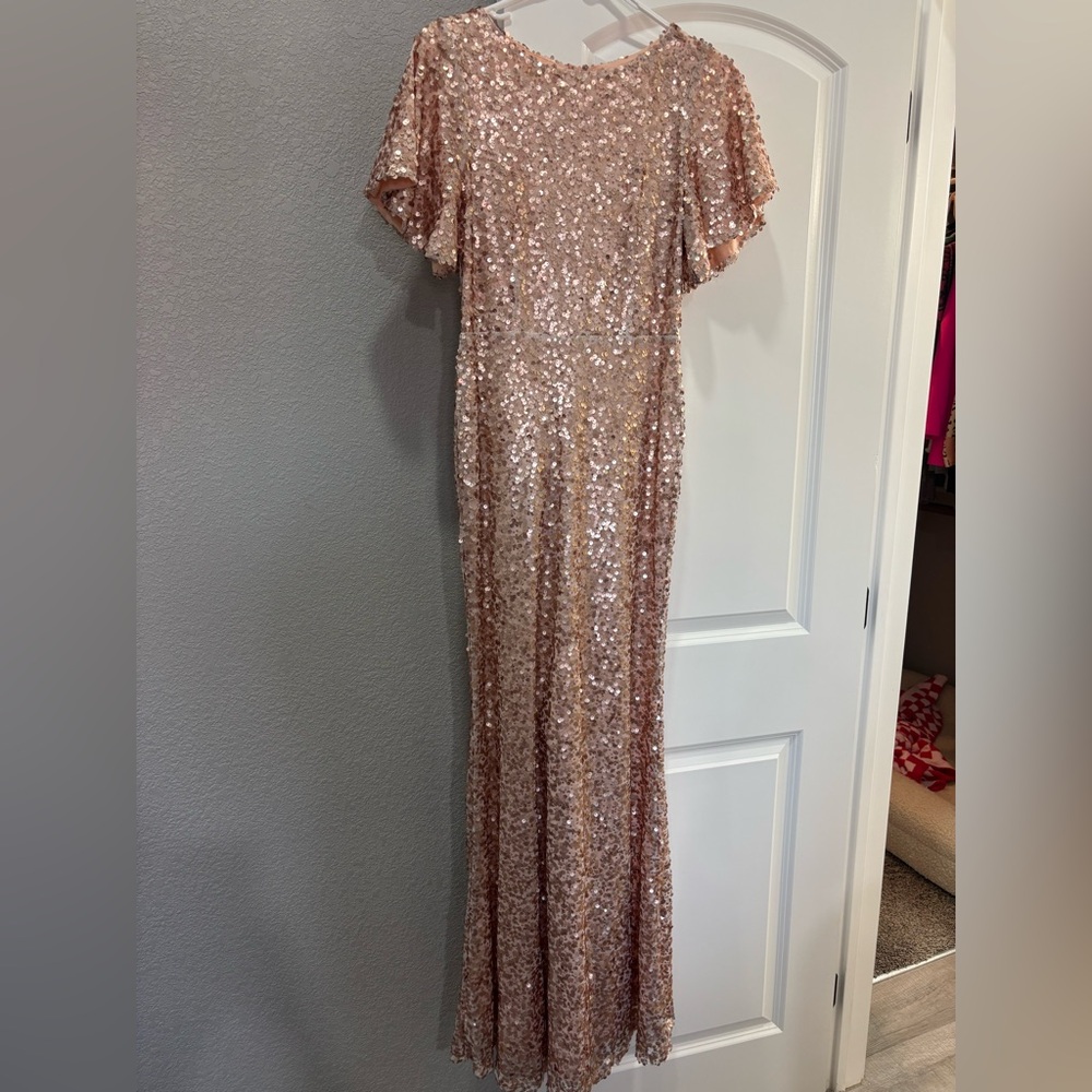 Elegant Sequin Gown in Rose Gold